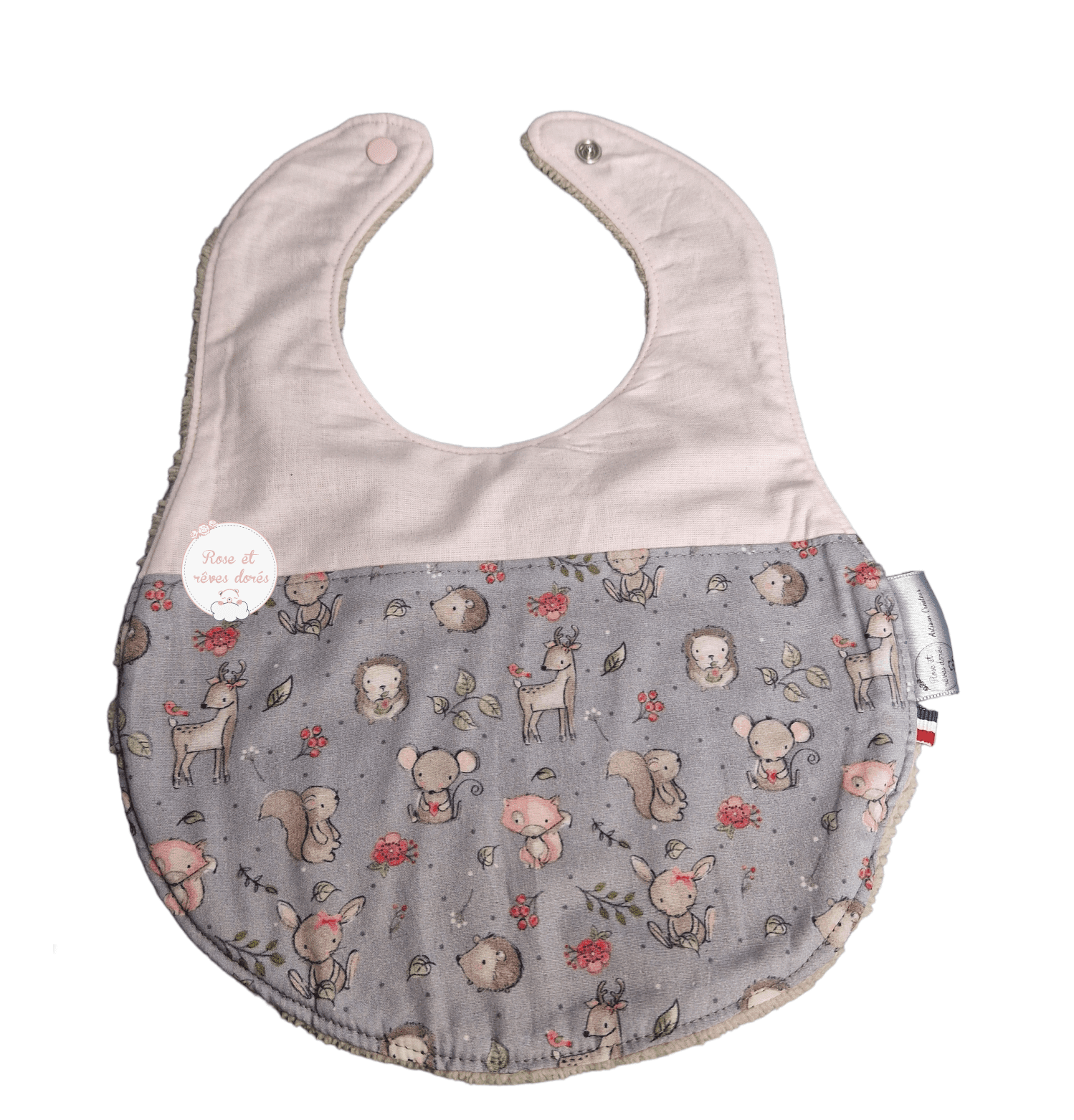 bavoir aux doux motifs d'animaux