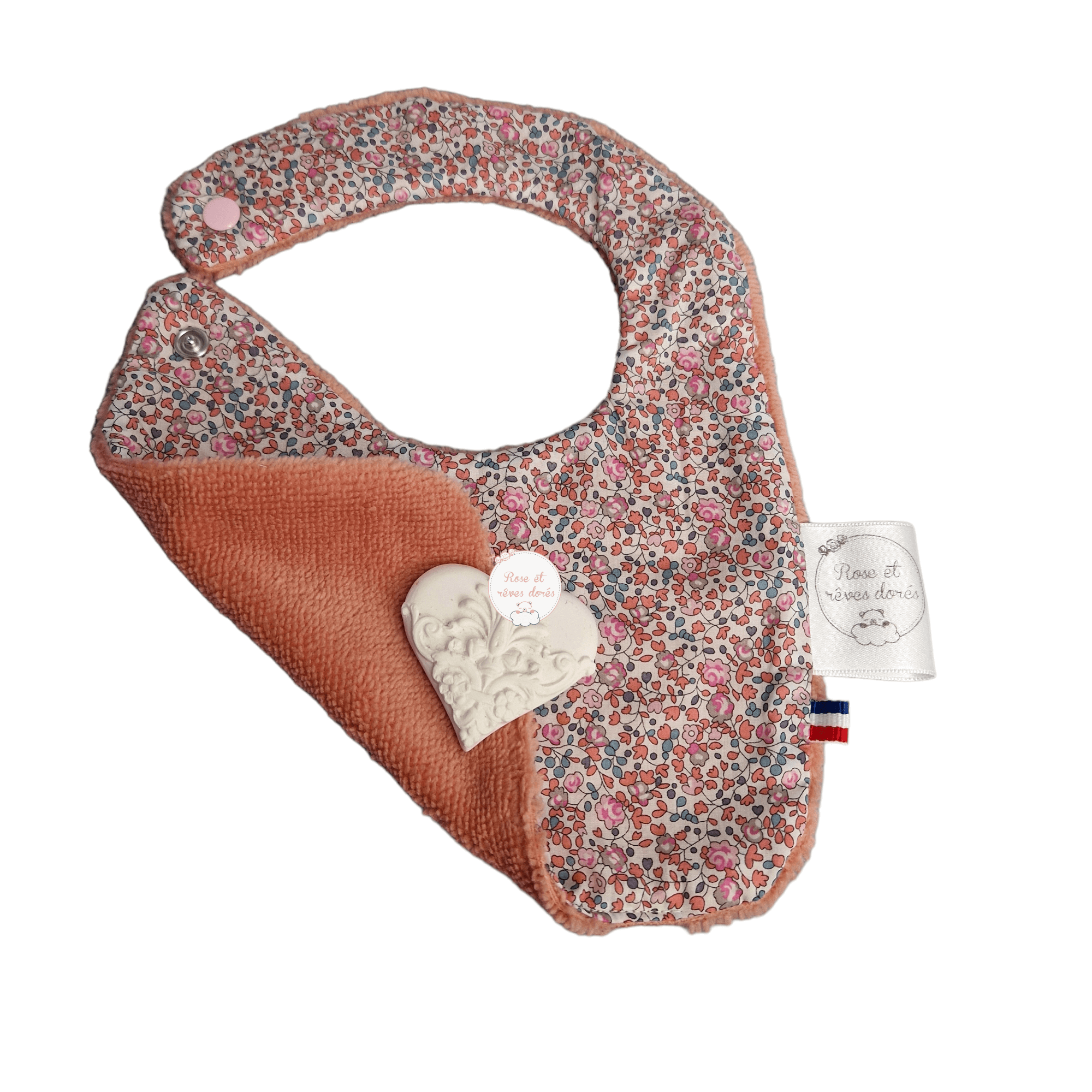 bavoir en Liberty pour nouveau-né