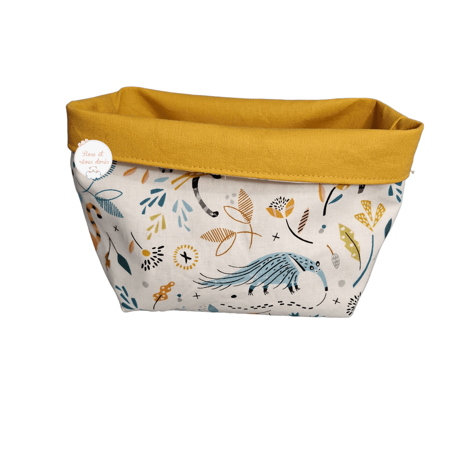 panière avec des petits animaux